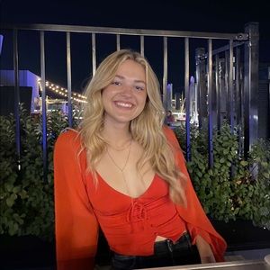 Meet your Posher, Elli